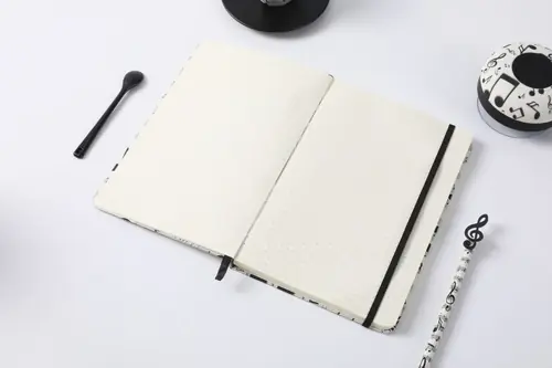 Notes iTotal A5 točkice Music XL1811A-1