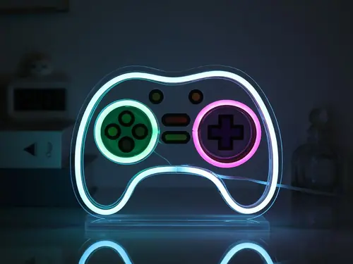 Lampa u obliku kontrolera iTotal LED mix boje XL2761J-0