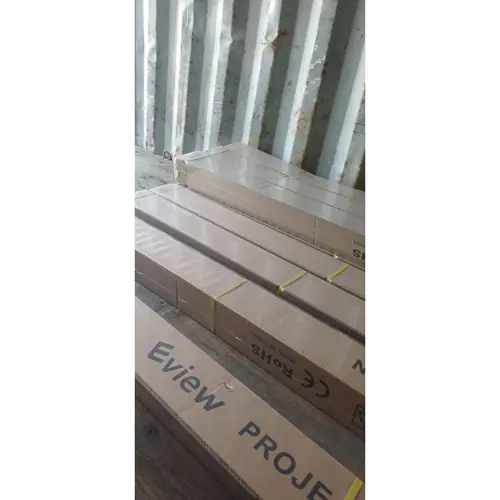 Outlet artikl- B grade pojekcijsko platno E-View MH280/280×158cm, zidno, ručno-1