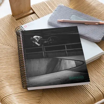 Kolegij blok Miquelrius A5 70g 140L spiralni crte Extra rigid cardboard lifestyle skate park MR4198-3